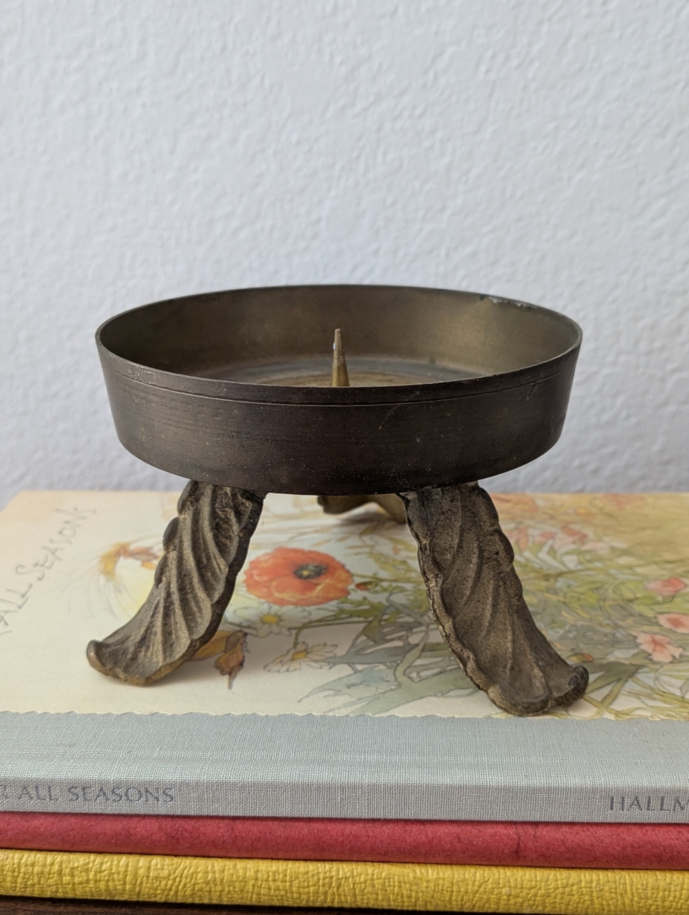 Vintage Brass Hollywood Regency Pillar Candle Holder Leaf Motif 3" X 4.5"